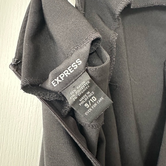 Express 9/10 - Picture 3 of 11